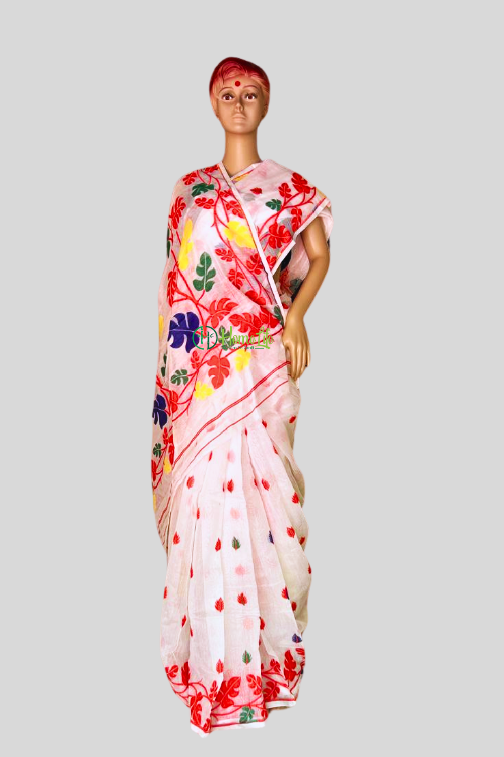 White Jamdani saree