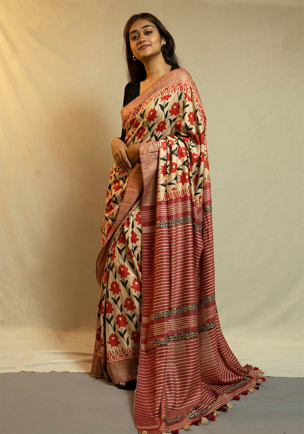 Printed Beige Ghicha Saree(Red)