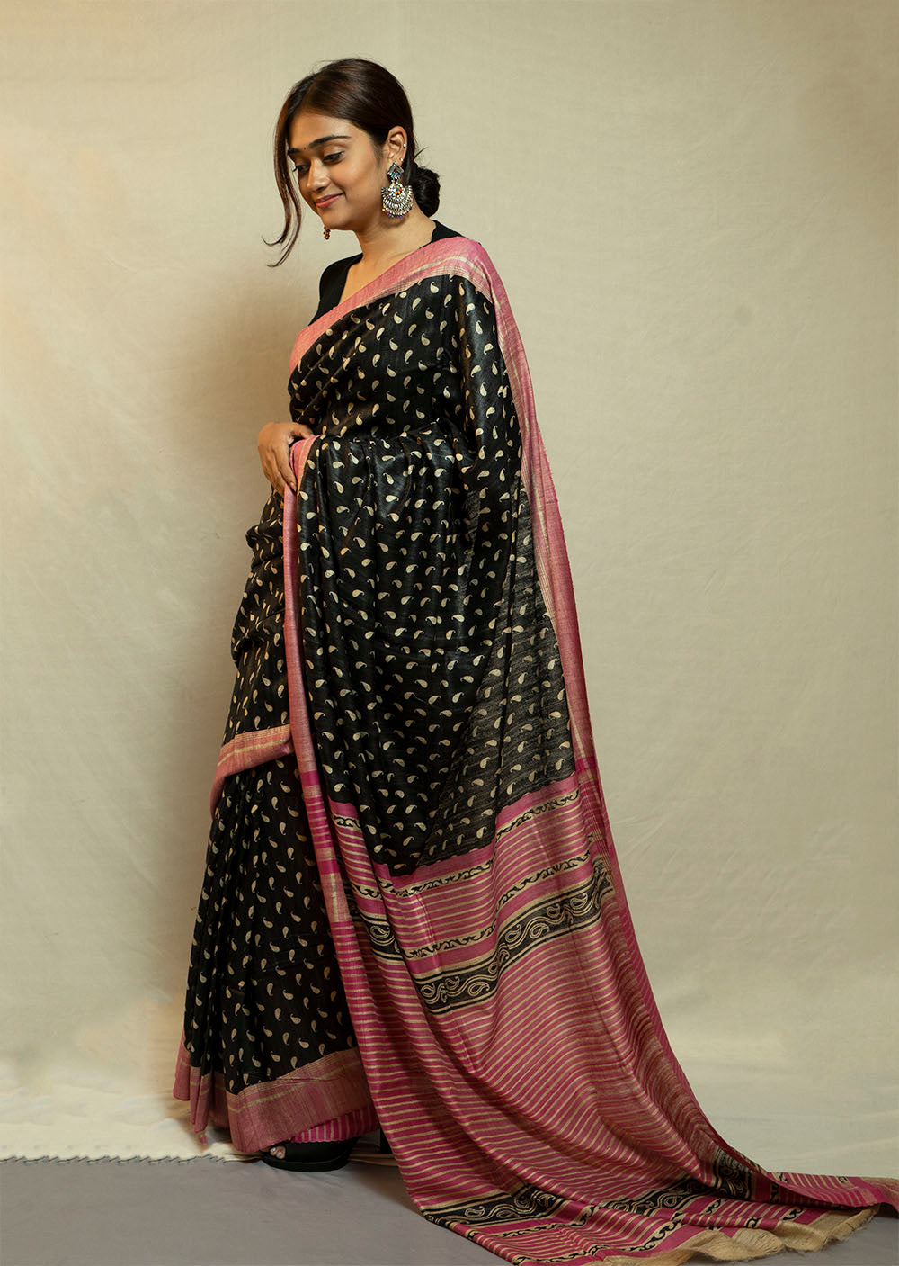 Black Printed Ghicha Saree with Pink Border