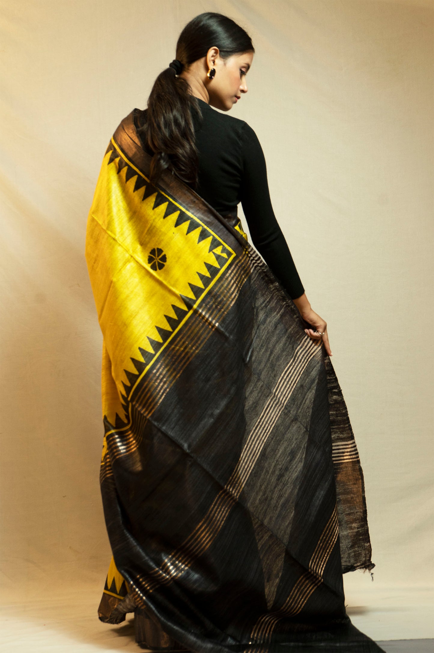 Printed Ghicha Saree (Yellow and Black)