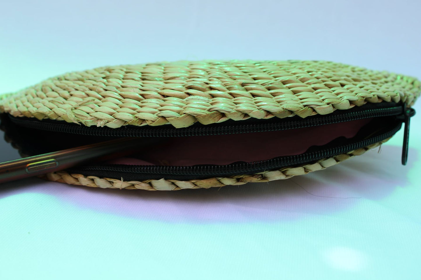 Handwoven clutch with Bow