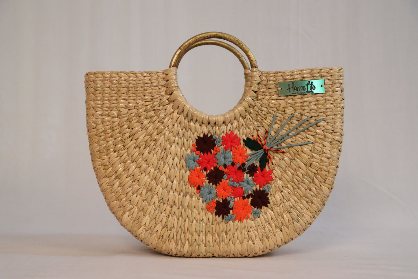 U Shaped hand bag with red bouquet