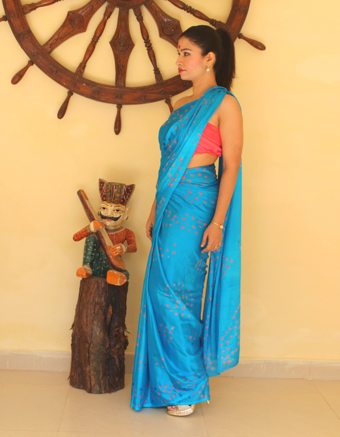Akshita turquoise blue Bandhej