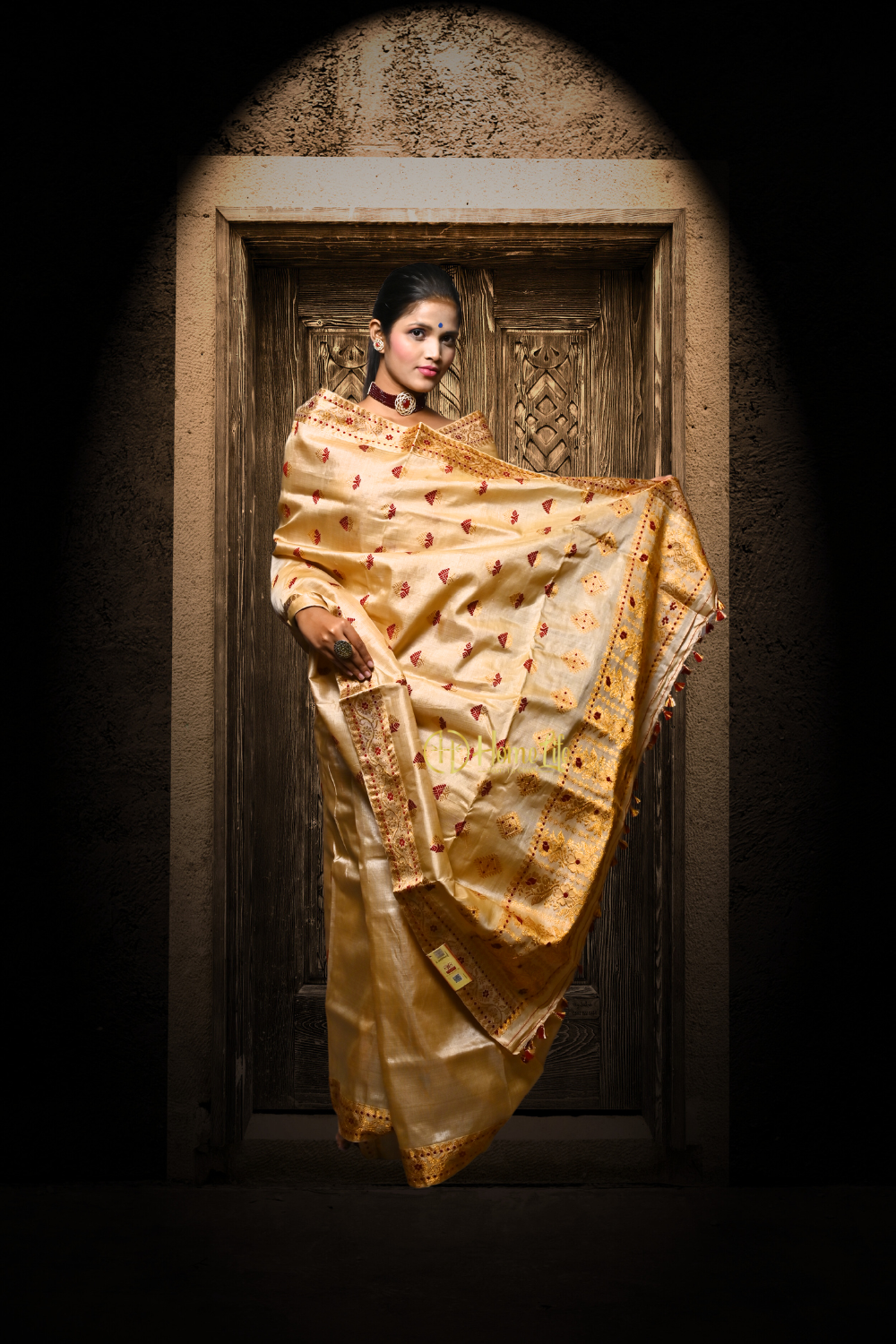 Riniki Muga Silk Saree